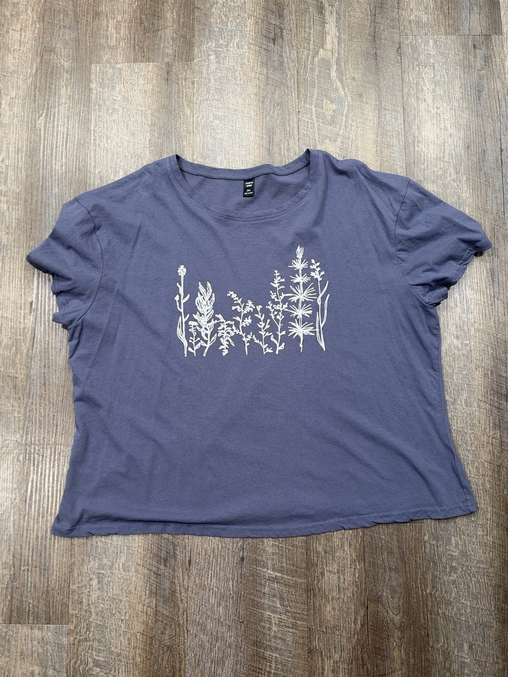 Plus size Casual Floral Graphic Tee - Blue/grey